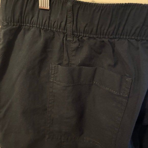Sonoma Women’s Black Cargo Pants Size 16W - Picture 13 of 13